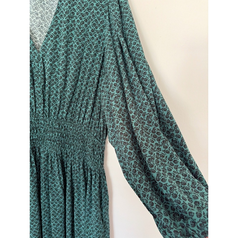 Gap Maxi Dress Womens XXL Green Smocked Waist Floral Long Sleeve V-Neck Forest - Picture 3 of 9